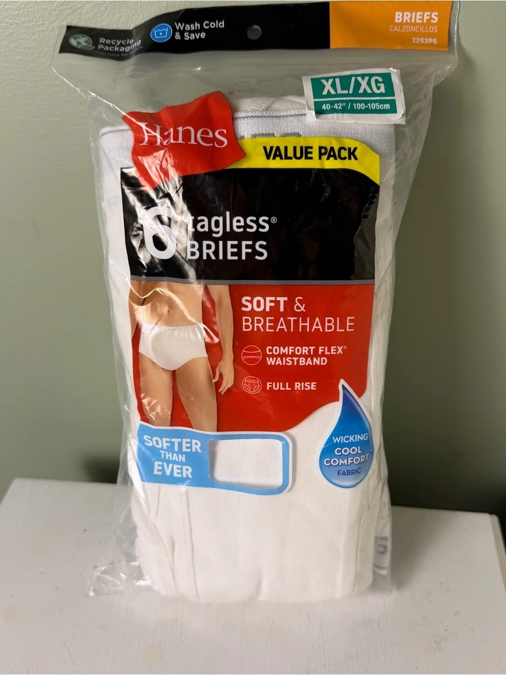 Hanes Men’s Tagless Briefs XL 40-42 White 100% Cotton 6 Pack Full Rise
